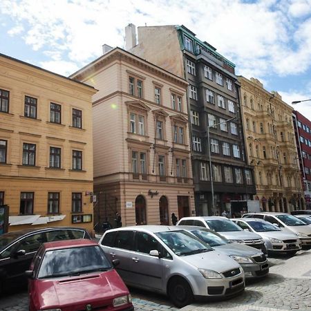 Family Duplex On Wenceslas Square Apartment Prague Exterior photo